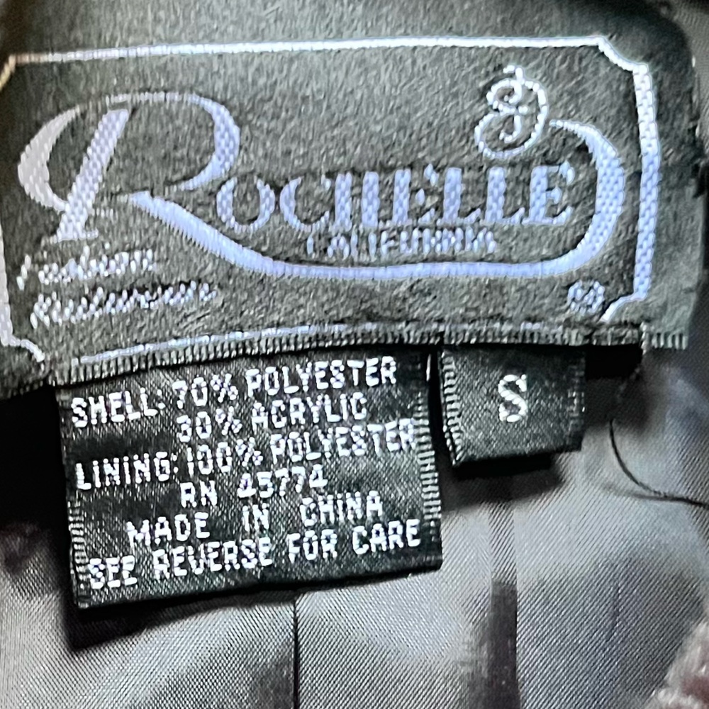 Rochelle California Faux Fur Metallic embossed jacket (S) - Picture 5 of 5